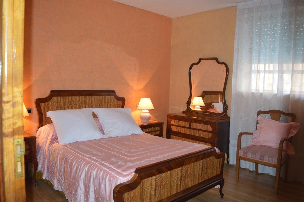 Casa Rural Los Llaganos Villaturiel Eksteriør billede